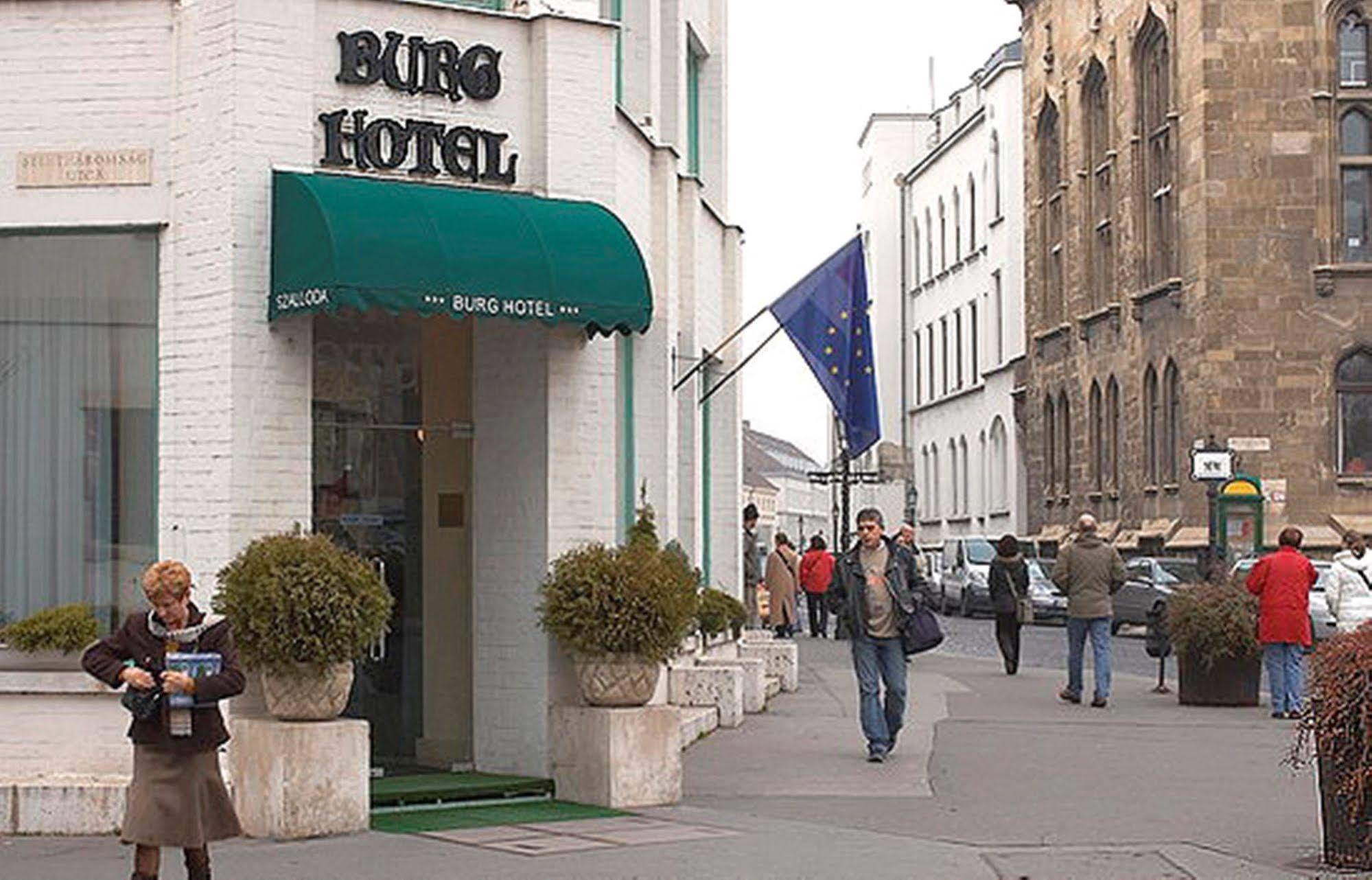 بودابست Burg Hotel المظهر الخارجي الصورة